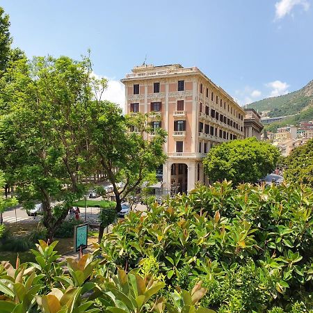 D'Angleterre Guest House Salerno Bagian luar foto