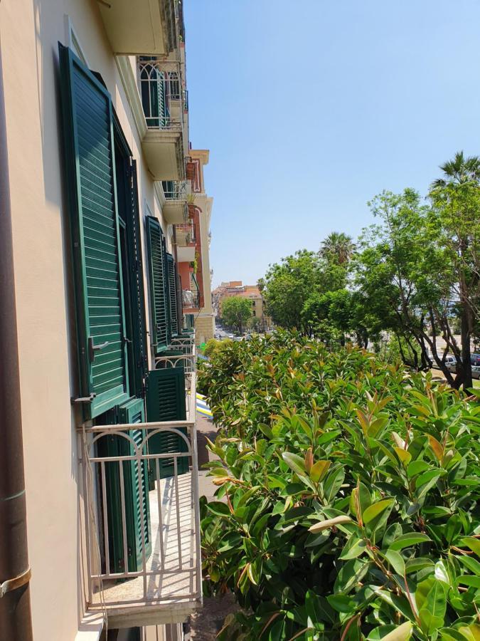 D'Angleterre Guest House Salerno Bagian luar foto