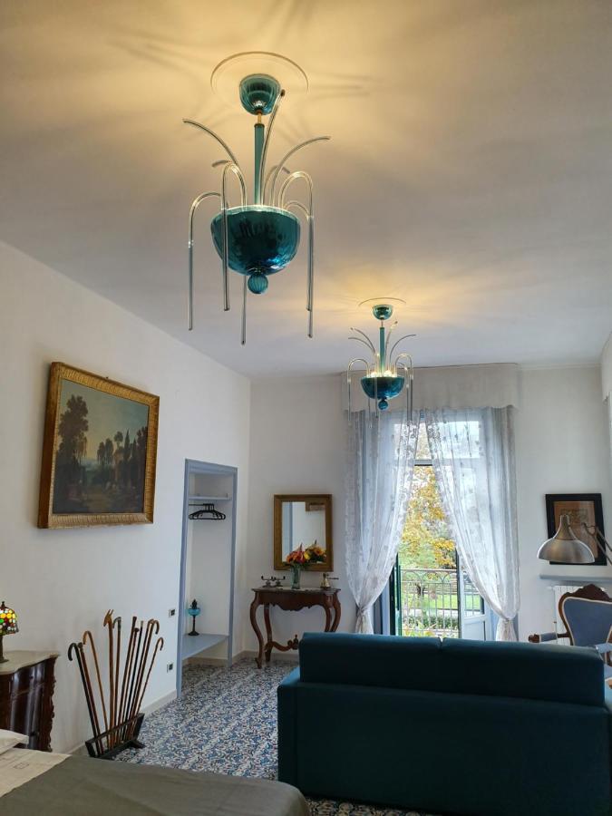 D'Angleterre Guest House Salerno Bagian luar foto