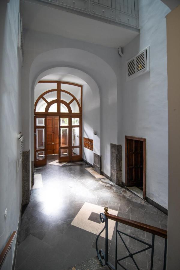 D'Angleterre Guest House Salerno Bagian luar foto