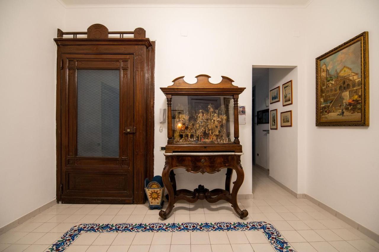 D'Angleterre Guest House Salerno Bagian luar foto
