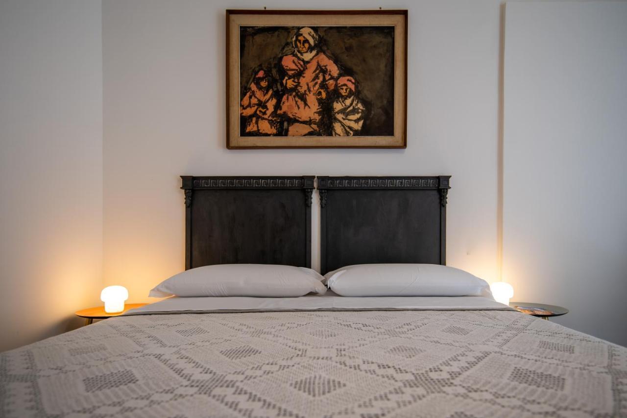 D'Angleterre Guest House Salerno Bagian luar foto