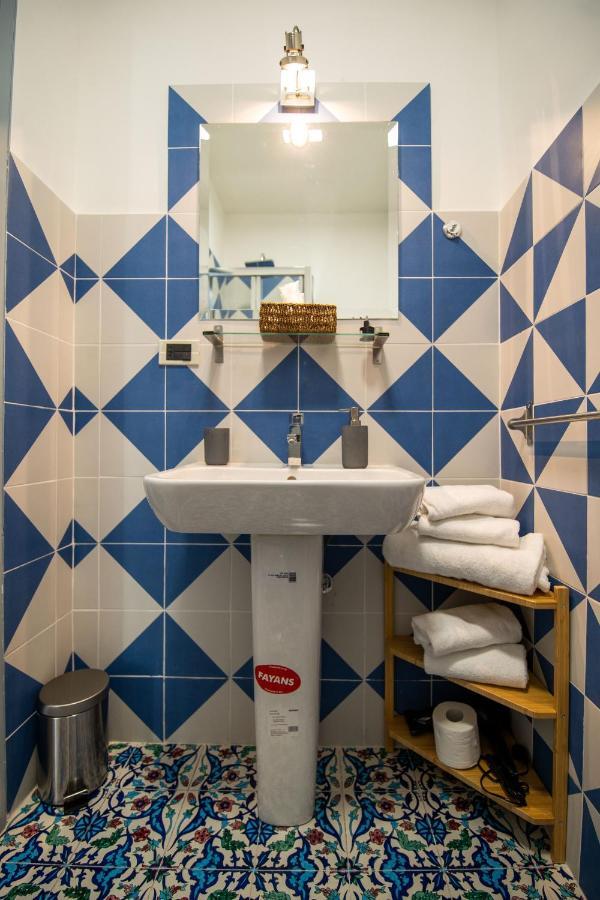D'Angleterre Guest House Salerno Bagian luar foto